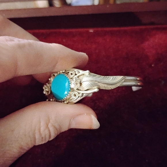 Native American Open Scroll Sterling Silver Cuff Bracelet with Round Turquoise - Picture 3 of 9